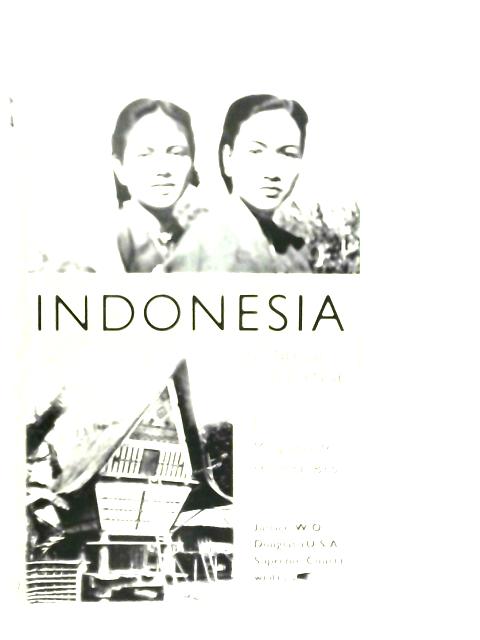 Indonesia: Land of Challenge von Marguerite Harmon Bro