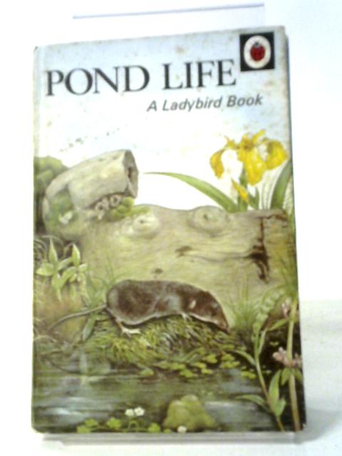 Pond Life (National S.) By Nancy Scott