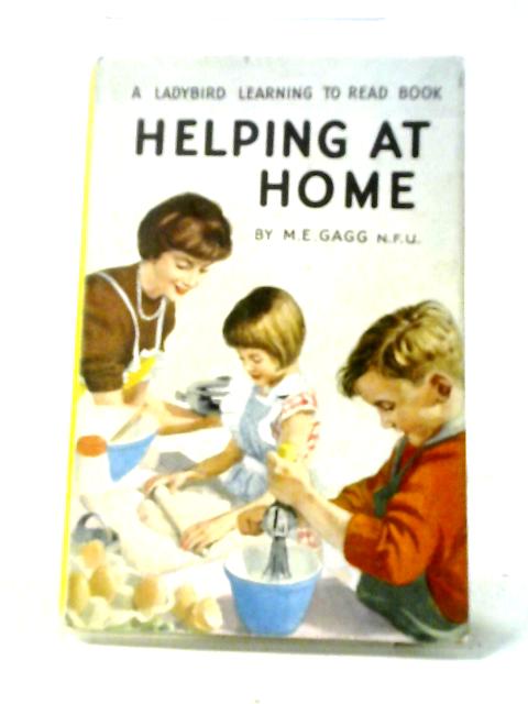 Helping At Home (Ladybird Learning To Read Books) By Margaret Elise Gagg