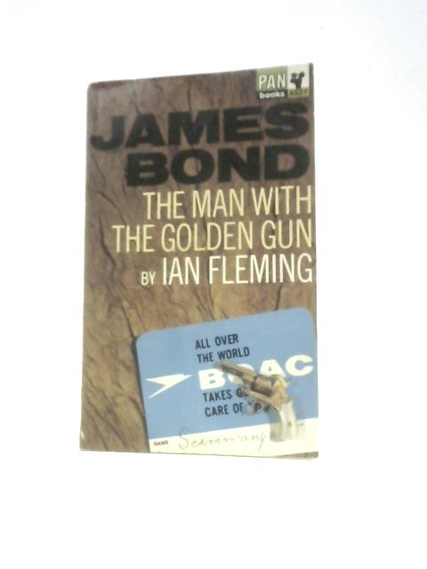 The Man With the Golden Gun von Ian Fleming