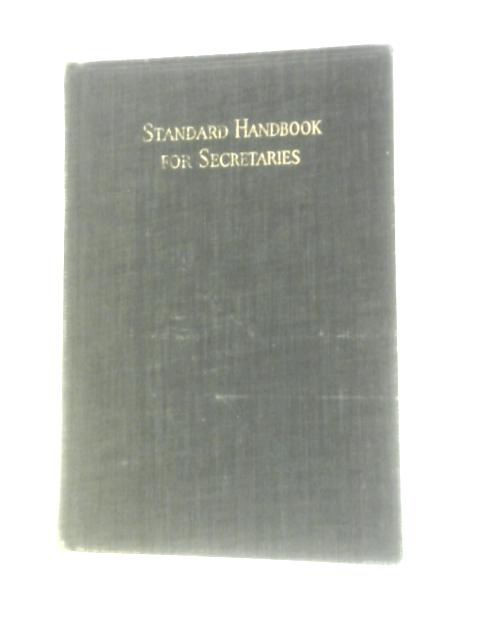 Standard Handbook for Secretaries par Lois Irene Hutchinson