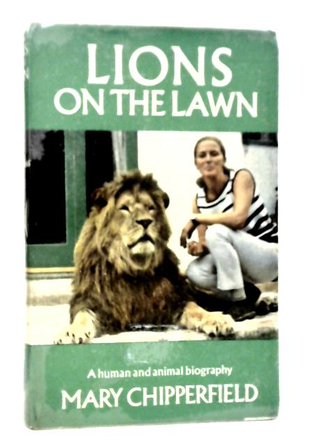 Lions on the Lawn von Mary Chipperfield